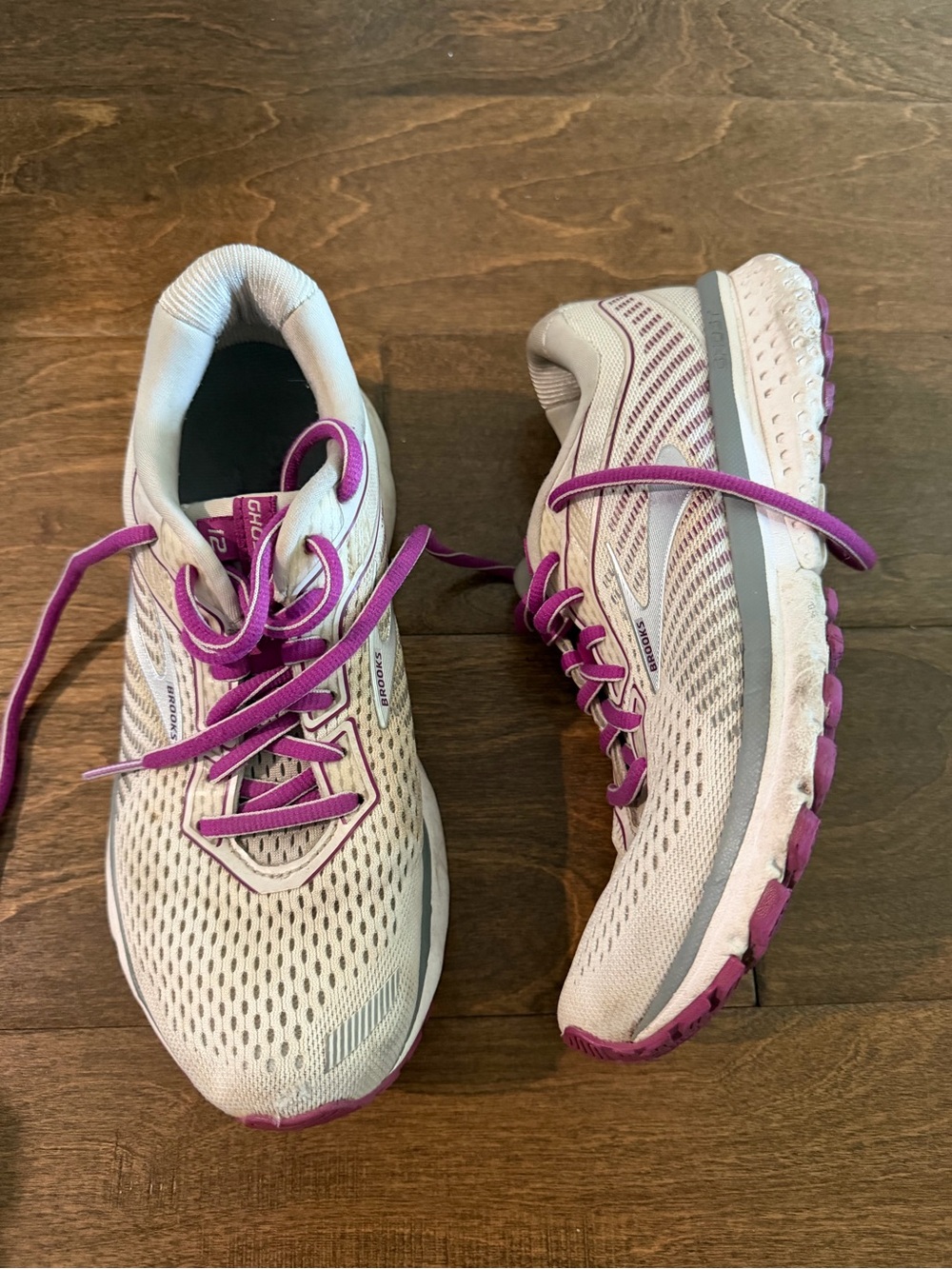 Brooks White and Purple Women's Running Shoes